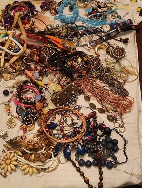 Vintage Multicolor Boho Bracelet Mix — Gold, Blue, Pink, Orange, Black